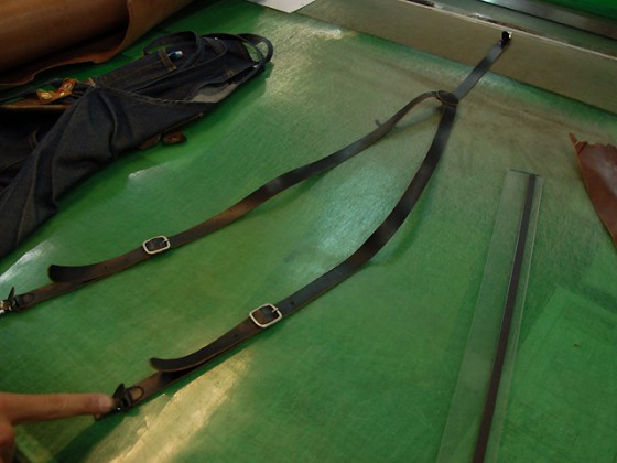 鈴木サスペンダー