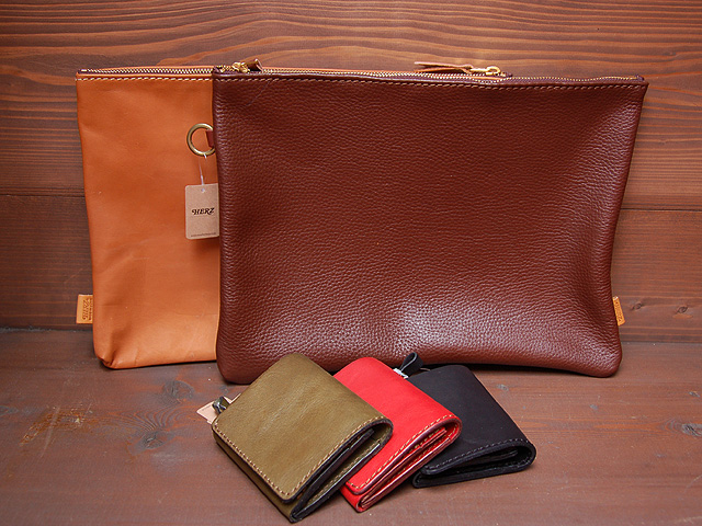 ポーチと財布