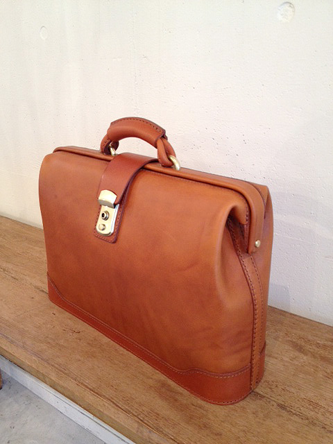 ななめからダレス