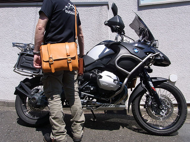 ツーリングバッグ 着用