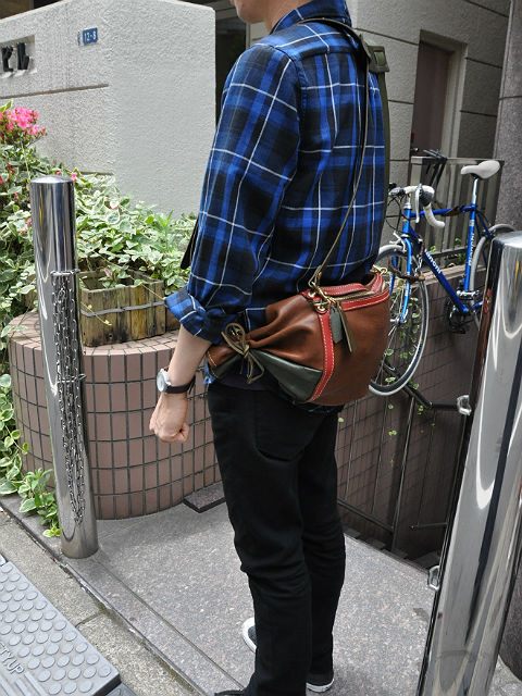 ボディーバッグ