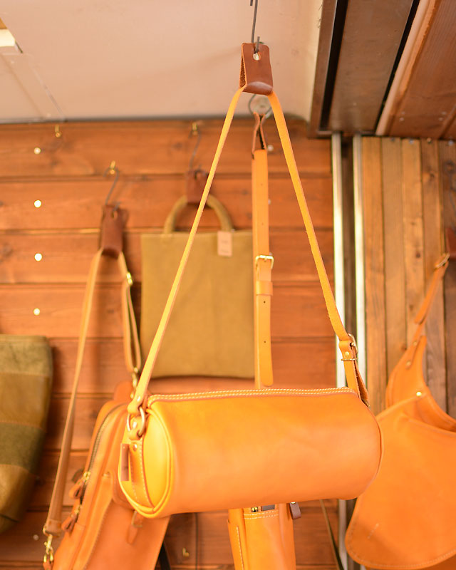 FACTORY SHOP ショルダー