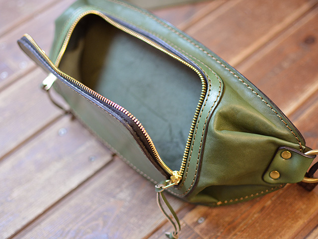 ボディバッグ(作り手:橋本) グリーン ファスナー