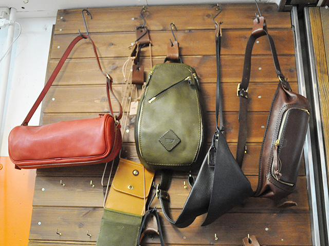 ボディーバッグ、ショルダー