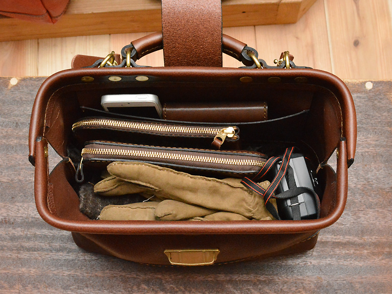 博多工房発のサンプル鞄(口枠2wayショルダー) オープン