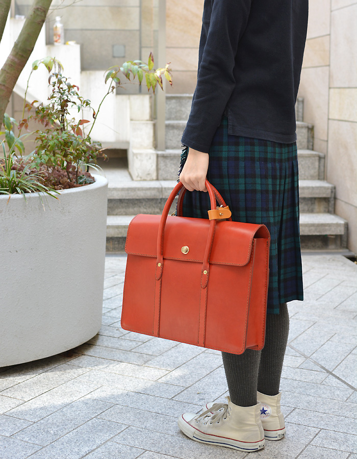 サンプルビジネストート 着用