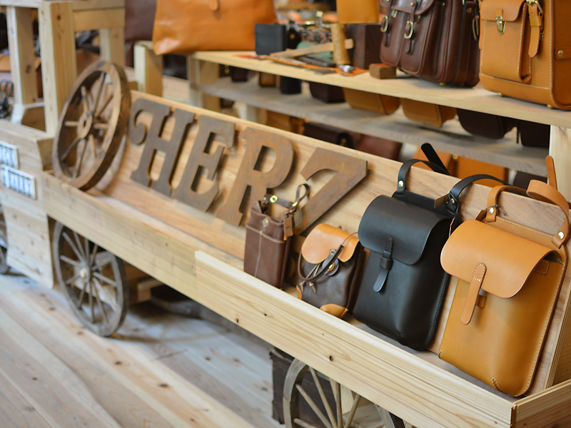 本店ディスプレイ