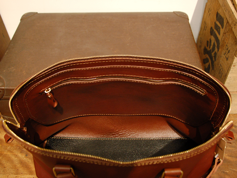 内ポケットは2タイプ