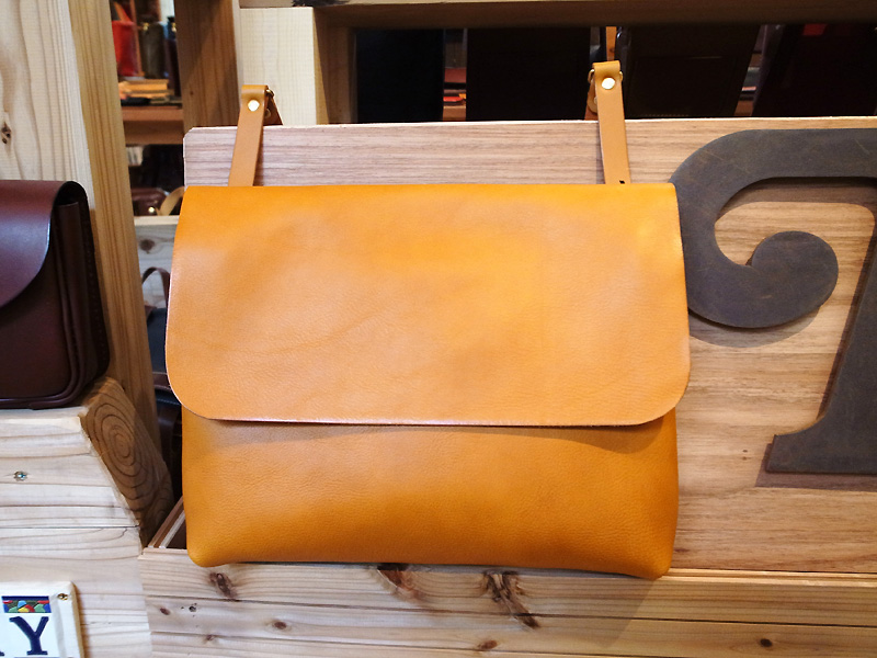 サンプルかぶせショルダー