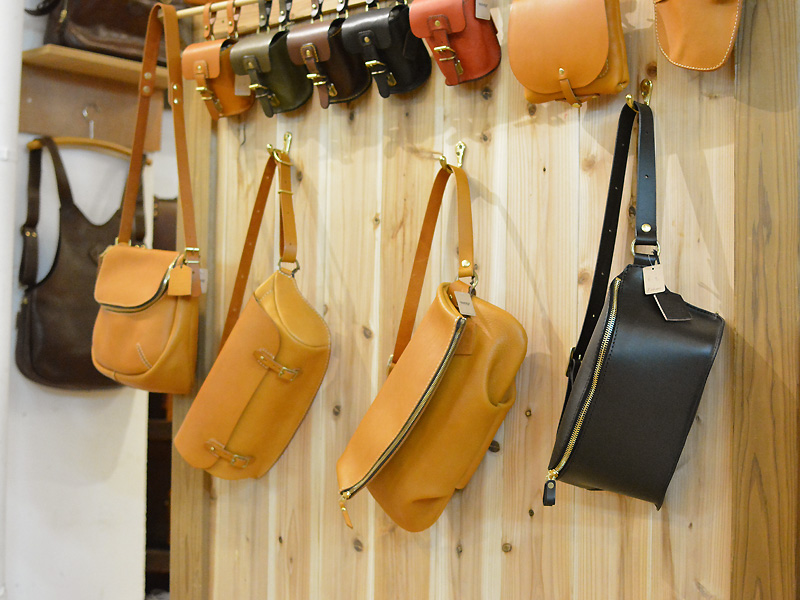 ボディバッグたち