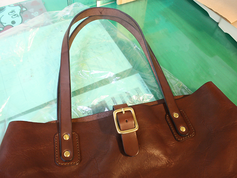 トートの取っ手