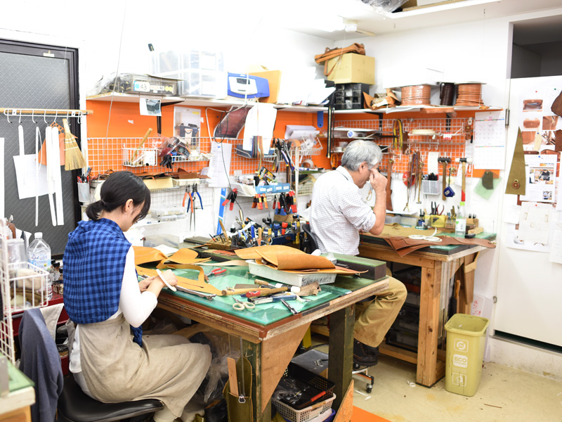 創業者の近藤と作り手の下田