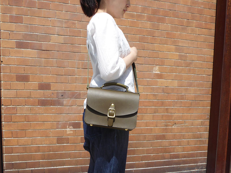 作り手:佐藤作「イージーバッグ」女性斜め掛け