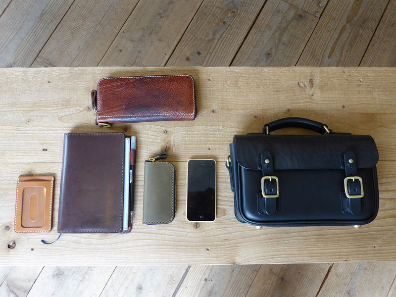 作り手:今井作「ギボシミニショルダー」収納例