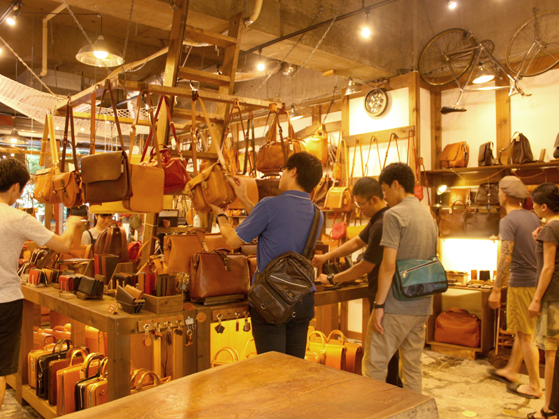 1お盆のわんさか