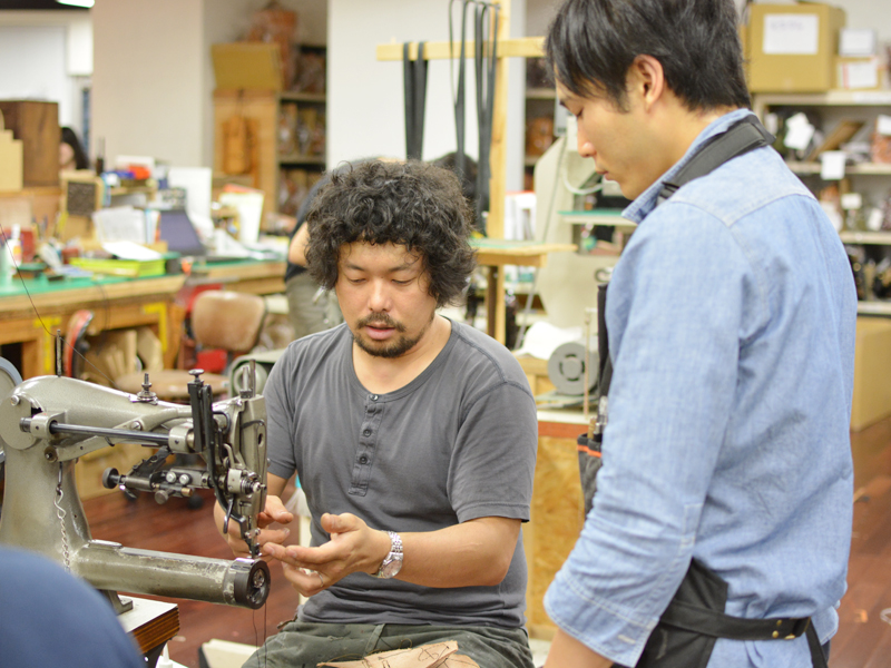 ミシン整備 研修中