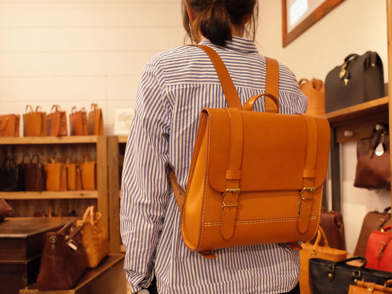 クラシカルなミニリュック