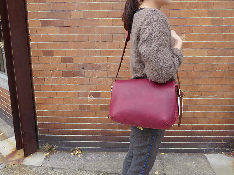 総かぶせのメッセンジャーバッグ(CM-141-S)ワインレッド