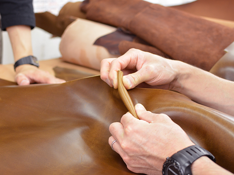 年末企画 革 プルアップ