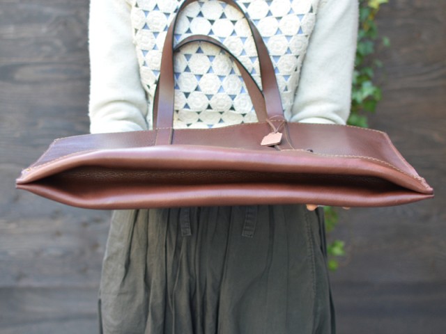 折りたためるトート 作り手:田中 底面