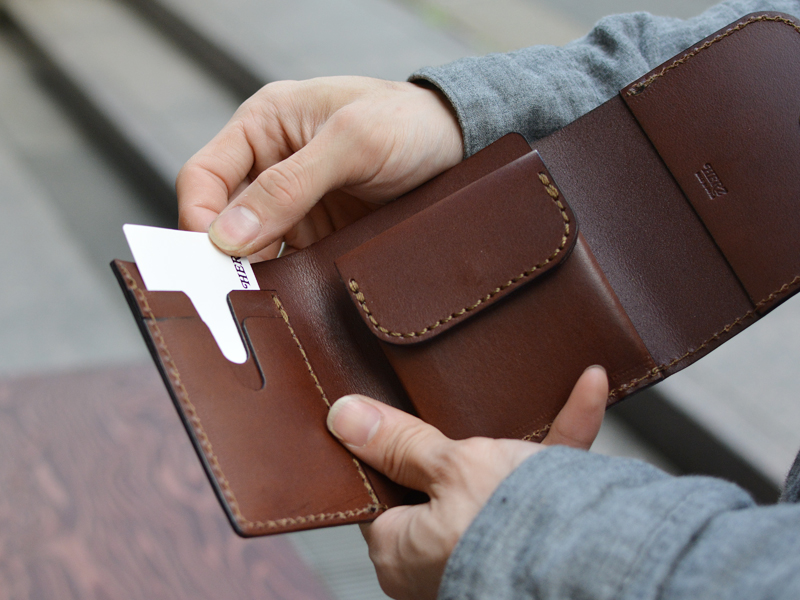 三つ折り財布 カード2