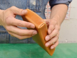 マルチケース企画 革箱