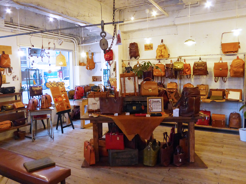 大阪店 店内風景