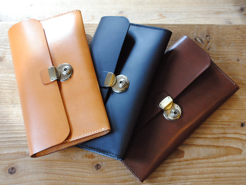 旅モノ2016 スタッフ:松本作「シュッセルクラッチ」