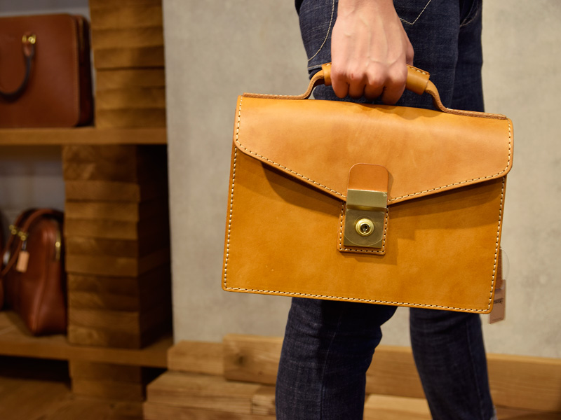 セカンドバッグ・ダレスタイプ(S-4) 手持ち