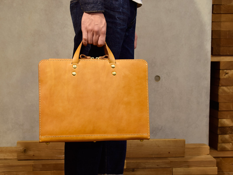 二本手ビジネスバッグ(BW-111) 手持ち