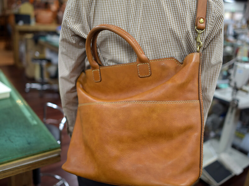 ビッグトート斜め掛け