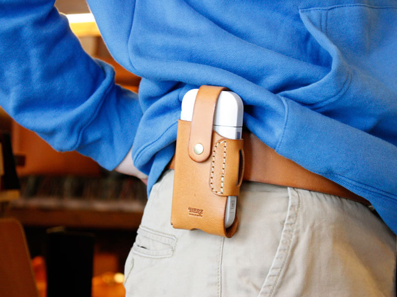 ベルトにつけてもコンパクト