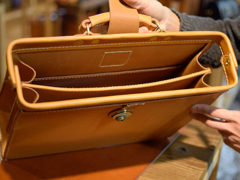 コモドダレス 仕切り