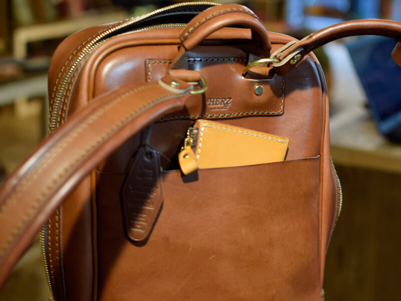 ベリッシモリュック 後面ポケット