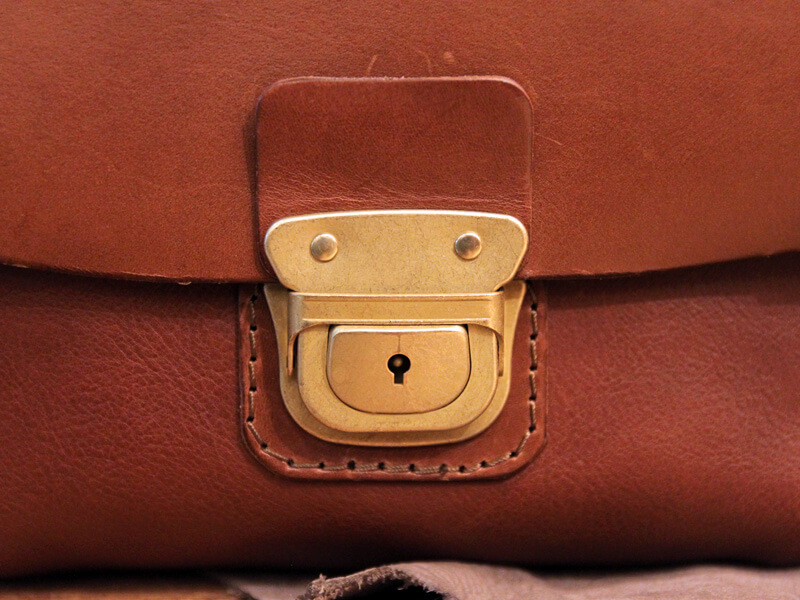 クラストメッセンジャー 錠前