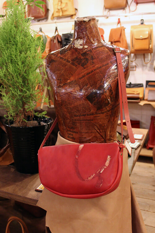 ビーンズショルダーバッグ(CK-17) レッド