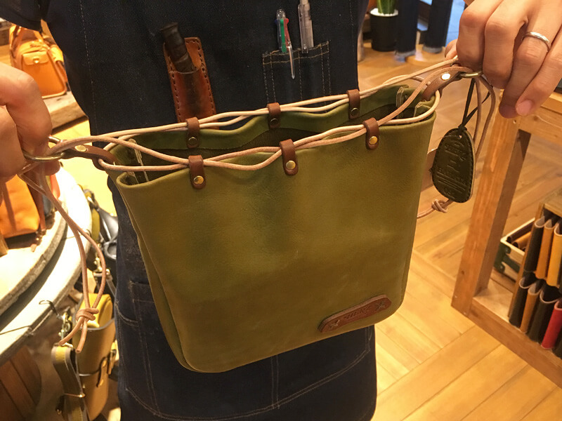 革製巾着袋(信玄袋)オープン