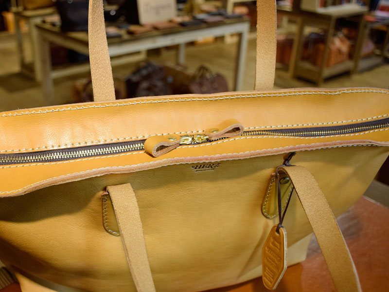 モータトート ファスナー両開き