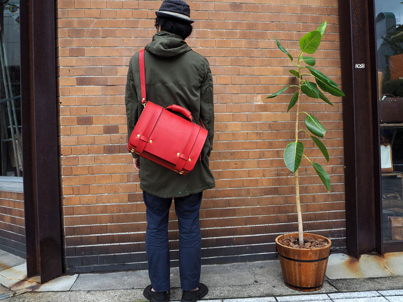 2本ベルト総かぶせ・2wayビジネスバッグ(BC-14) 斜め掛け