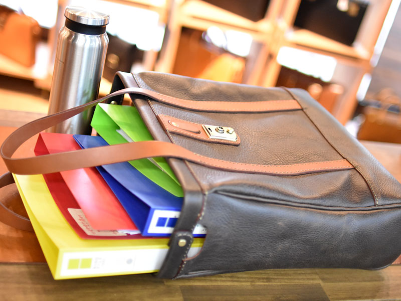 マーベリックの口枠トート ファイルサイズ