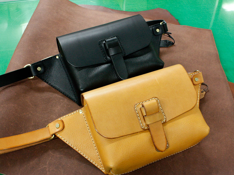 2LBボディバッグ