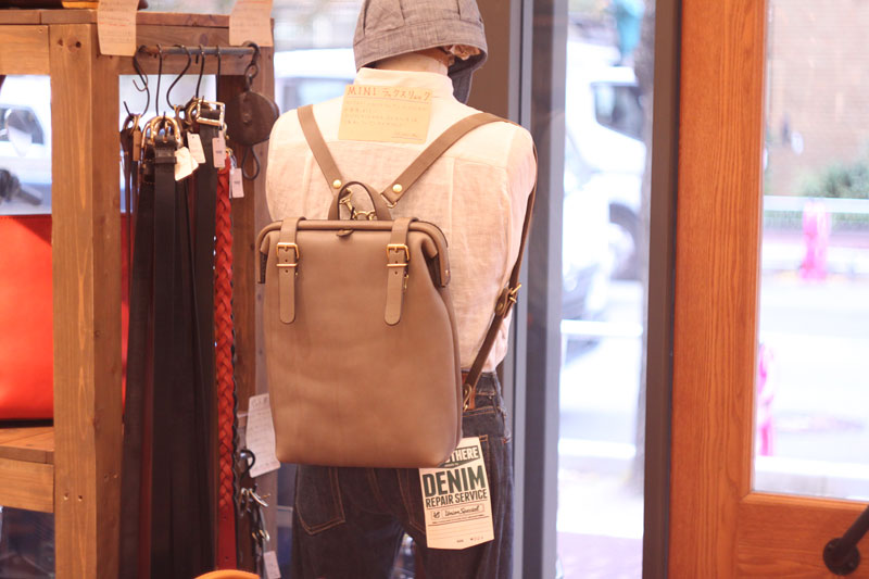 博多店のグレーアイテム1