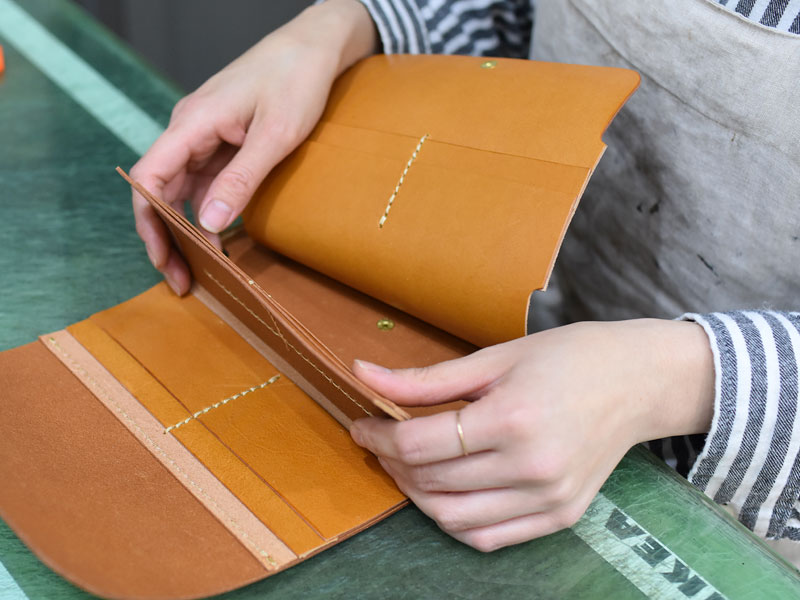 財布のメイキング10
