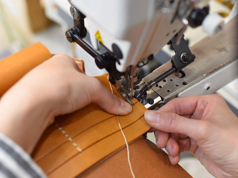 財布のメイキング13