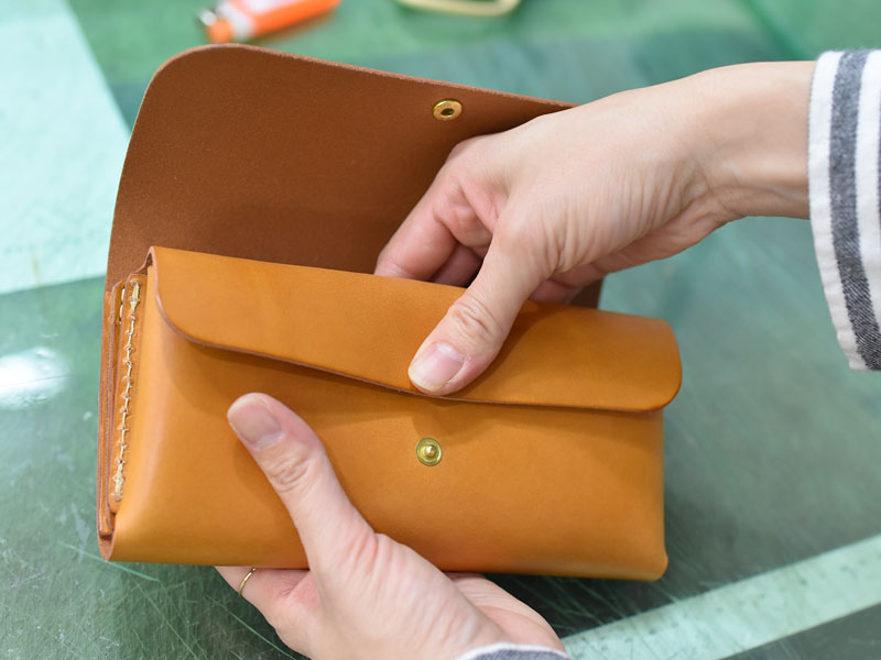 財布のメイキング19