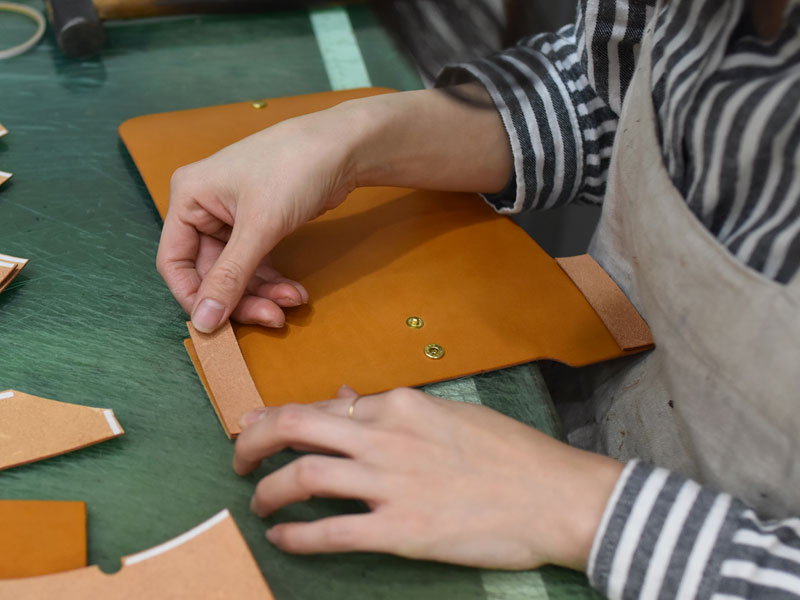 財布のメイキング5