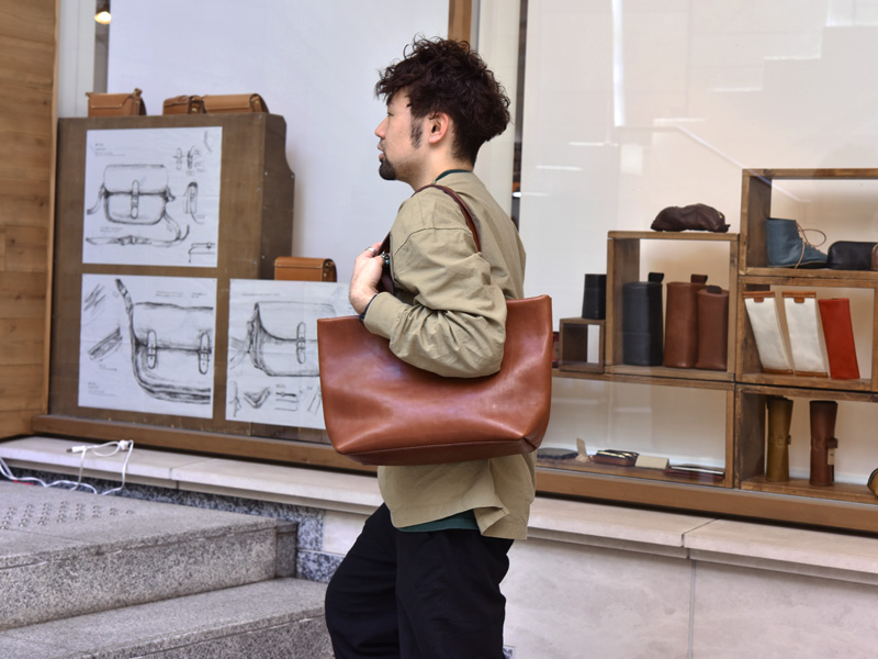 フツウトート(T-3)Sサイズ着用例その1