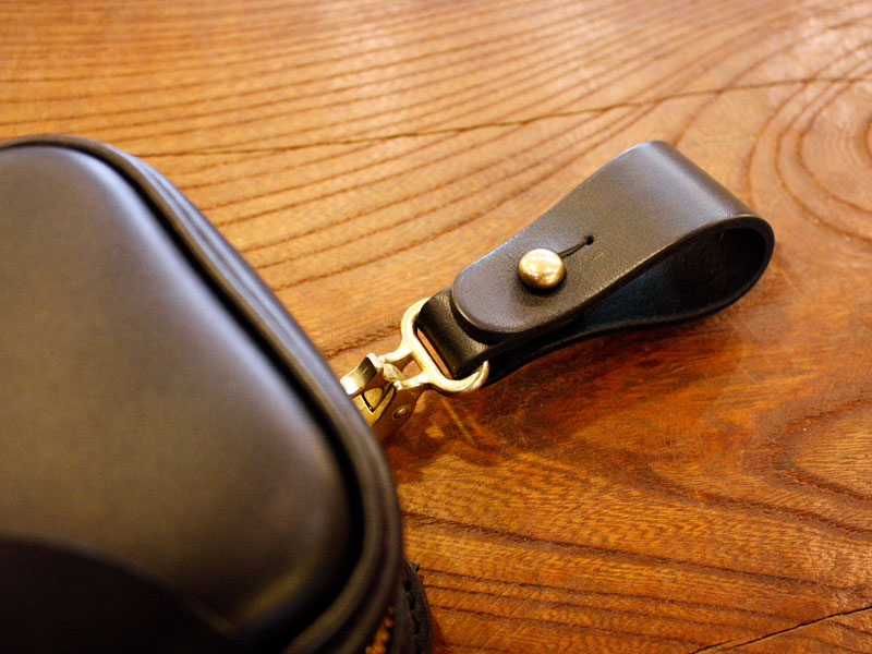 タテ型2wayボディバッグ(F-103)　ベルトループ