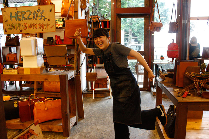 ガチャガチャコーナーへGO!