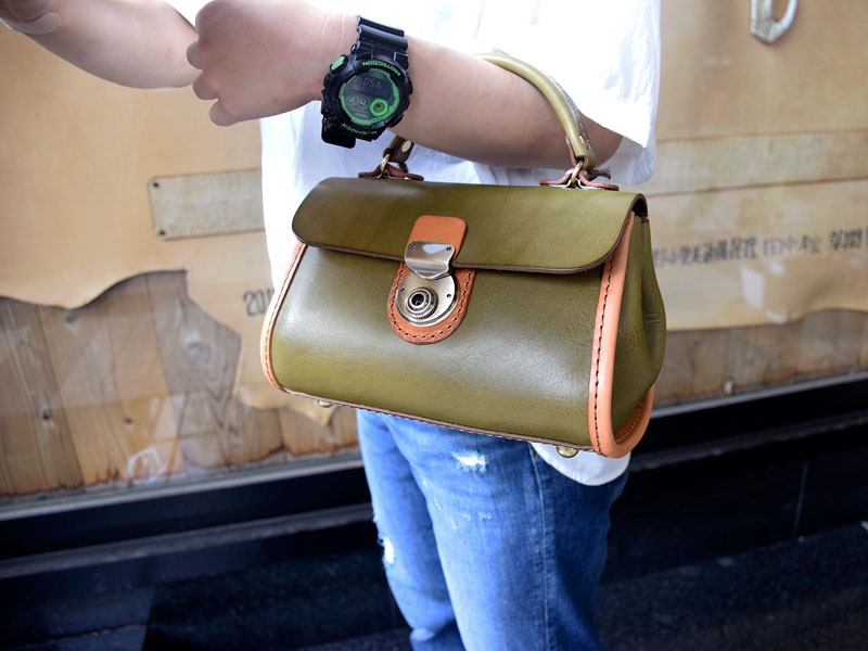 ツートンのプチミニョン レディース着用2